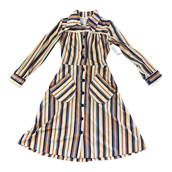 No Label Dresses & Skirts - Vintage 1970s Polyester Shirt Dress